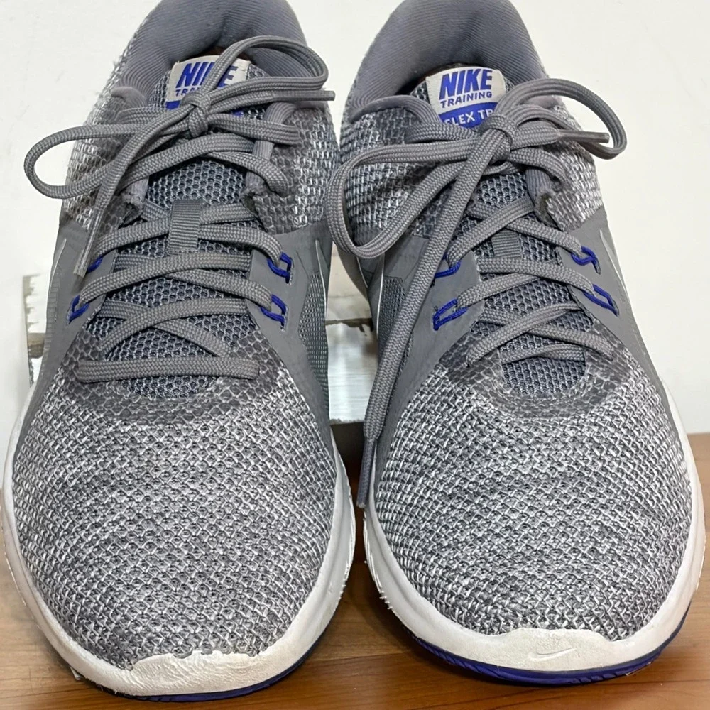 Nike Flex TR 8 Womens Training Shoes Grey Purple 924339-005 Size 8.5